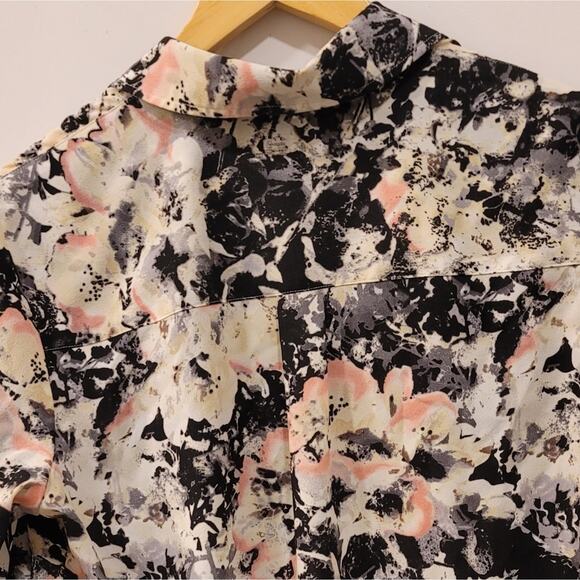 Talbots Two Way Long Sleeve Pocket Floral Blouse Size 10 - Picture 3 of 9